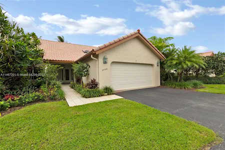 23348 Water Cir Boca Raton, FL 33486