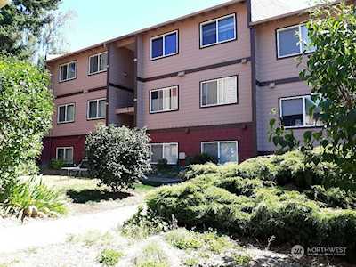 17430 S Ambaum Blvd S #B 27 Burien, WA 98148