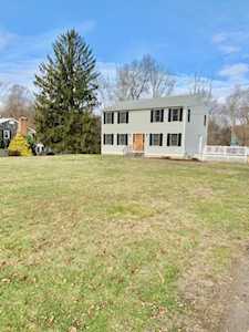151 Hope Rd Cranston, RI 02921