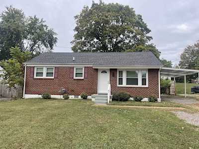 214 Clearview Dr Clarksville, TN 37043