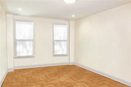 41-15 44th St #4K Sunnyside, NY 11104
