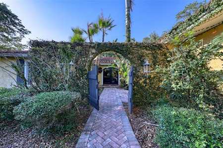10925 Spring St Largo, FL 33774