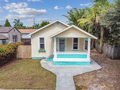2355 Burlington Ave N St. Petersburg, FL 33713