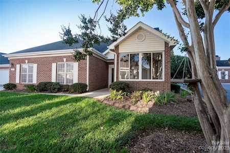 8467 Highland Glen Dr Charlotte, NC 28269