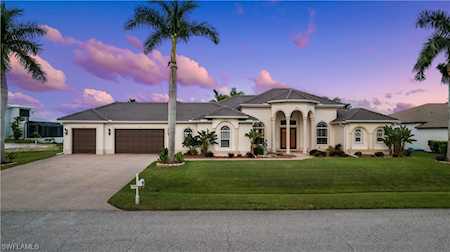 443 NW 39th Ave Cape Coral, FL 33993