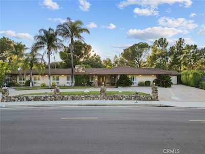 16417 Knollwood Dr Granada Hills, CA 91344