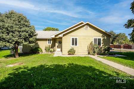 202 W Montana Ave Homedale, ID 83628-3119