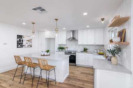 2255 View St Oceanside, CA 92054