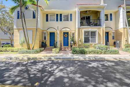 3174 N Greenleaf Circle Boynton Beach, FL 33426