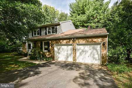 1 Whitby Ct Hockessin, DE 19707