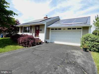 217 Southerland Dr New Castle, DE 19720