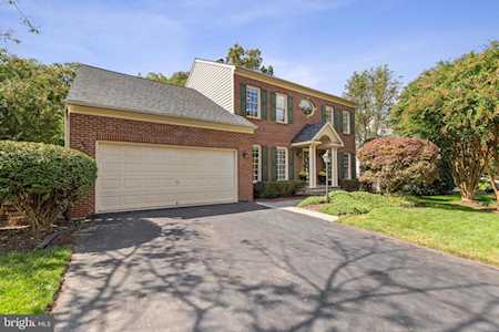 10012 Island Fog Ct Bristow, VA 20136
