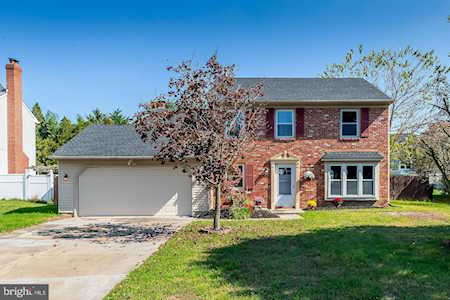 306 Longstone Dr Cherry Hill, NJ 08003