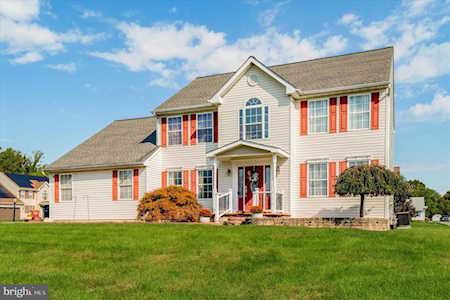 303 Park Ave New Castle, DE 19720