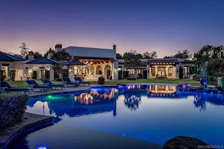 17405 Via De Fortuna Rancho Santa Fe, CA 92067