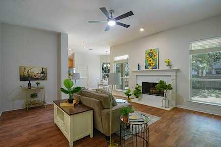 5347 Magdelena DR Austin, TX 78735