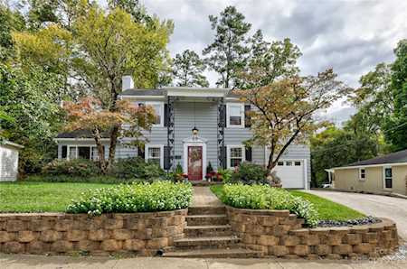3929 Selwyn Ave Charlotte, NC 28209