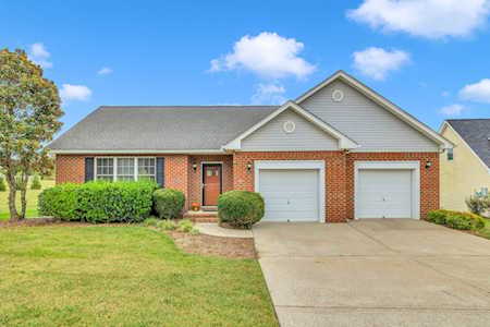 1204 Chapmans Retreat Dr Spring Hill, TN 37174