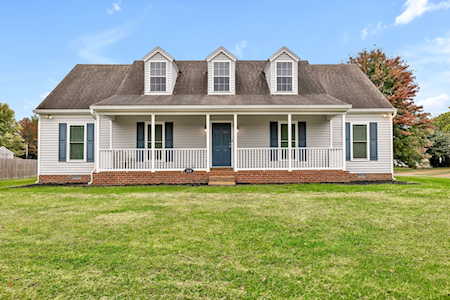 2838 Sutherland Dr Thompsons Station, TN 37179
