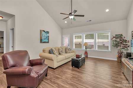 6230 Durango Way Denver, NC 28037