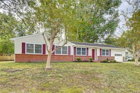5817 Avalon Woods Dr Virginia Beach, VA 23464