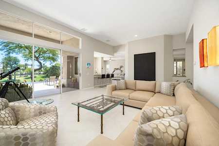 292 White Horse Trl Palm Desert, CA 92211
