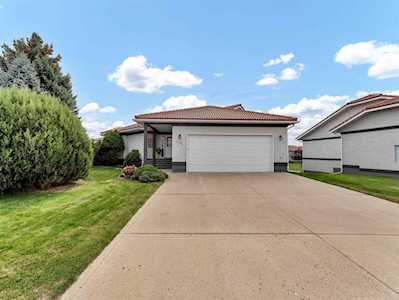 275 Park Meadows Ln SE Medicine Hat, AB T1B4E3