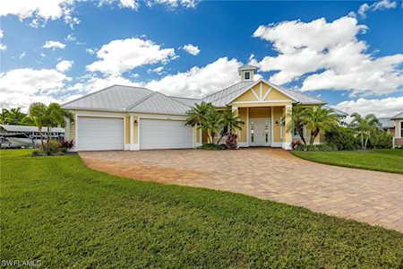 2011 Aruba Ave Fort Myers, FL 33905