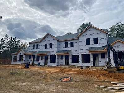 1005 W Holmes Ct Williamsburg, VA 23188