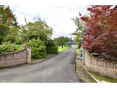 15800 NW Fair Acres DR Vancouver, WA 98685