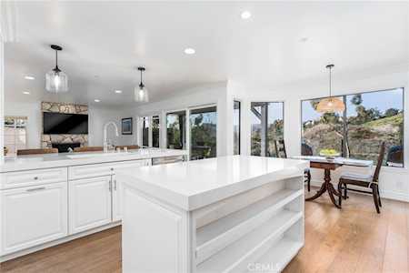 817 Calle Vallarta San Clemente, CA 92673