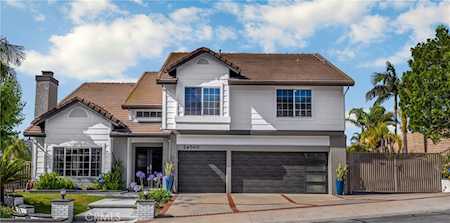 24560 Paseo De Toronto Yorba Linda, CA 92887