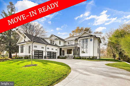 2326 Trott Ave Vienna, VA 22181