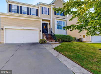 546 Saxon Dr Thorofare, NJ 08086