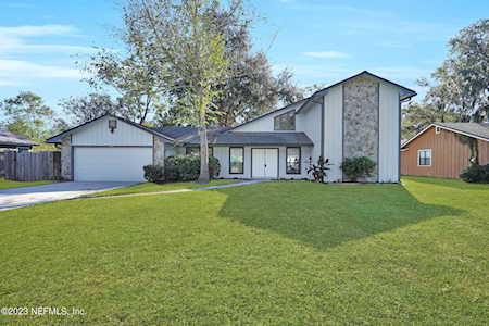 6155 Island Forest DR Fleming Island, FL 32003