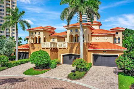 6501 Crown Colony Place #4-102 Naples, FL 34108