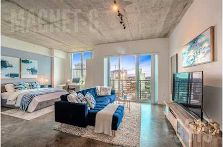 133 NE 2nd Ave #3315 Miami, FL 33132