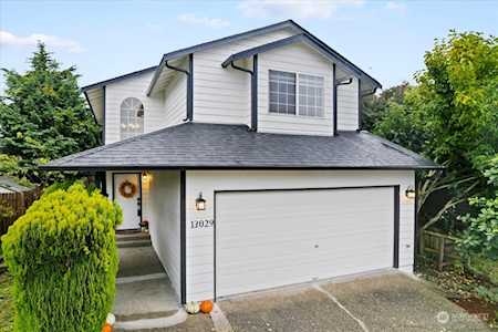 13029 42nd Ave SE Everett, WA 98208