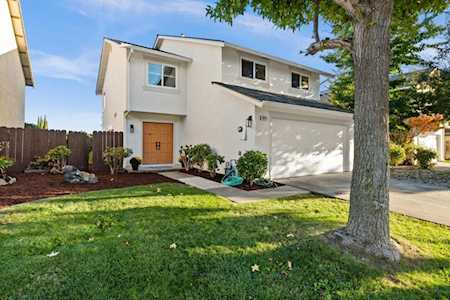 7042 Cabernet Ave Newark, CA 94560