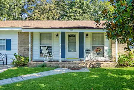 1215 Saylors Avenue Moncks Corner, SC 29461