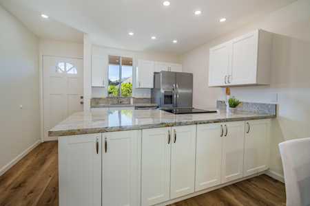480 Kenolio Rd #16-104 Kihei, HI 96753