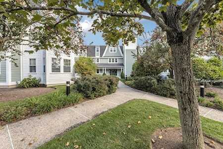 37 Hastings St #304 Boston, MA 02132