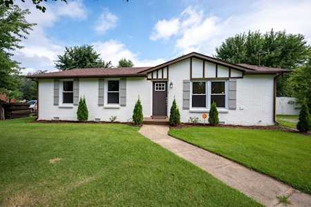 517 Jewel Dr Clarksville, TN 37042