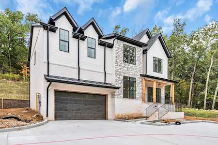 7676 Sawyer Brown Rd Nashville, TN 37221