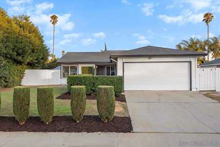 1421 Marjorie Ave Escondido, CA 92027