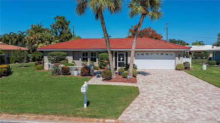 213 Chardin Dr Nokomis, FL 34275