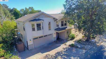 197 Hilltop Crescent Walnut Creek, CA 94597