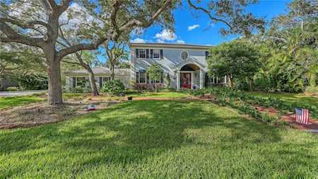 1625 Landings Blvd Sarasota, FL 34231