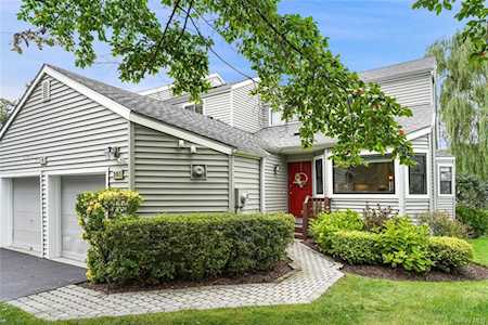 201 Horseshoe Circle Ossining, NY 10562