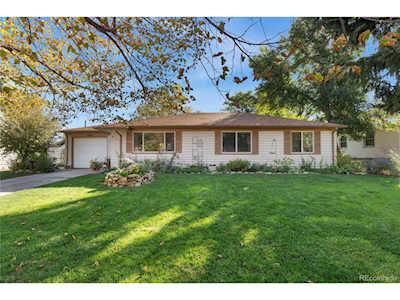 744 Geneva St Aurora, CO 80010